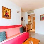 Vicenta Apartaments